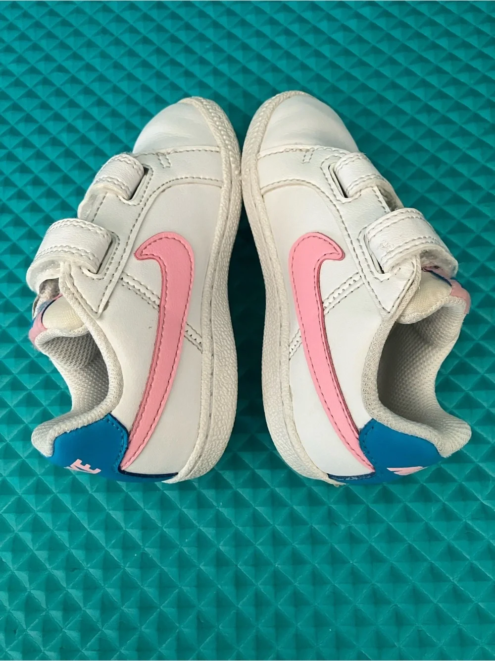 NIKE Toddler Girls Court Royale White Leather Sneakers | 7